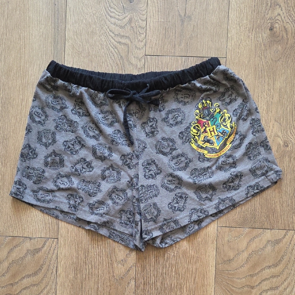 Hogwarts Crest Gray Women's Sleep Shorts
